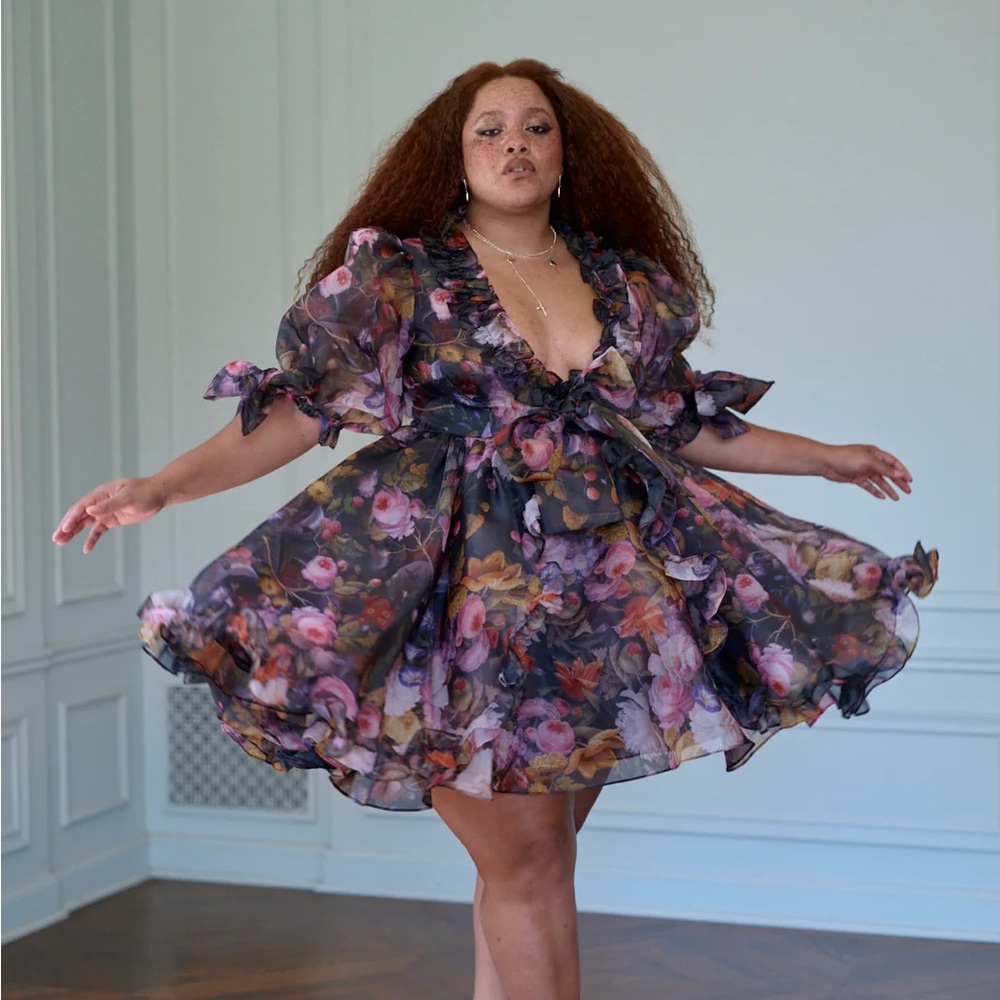 Selkie fete de fleurs Marie dress. Size 2XL NWT